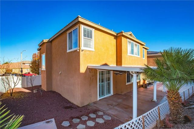 39299 Gainsborough, Palmdale, CA 93551