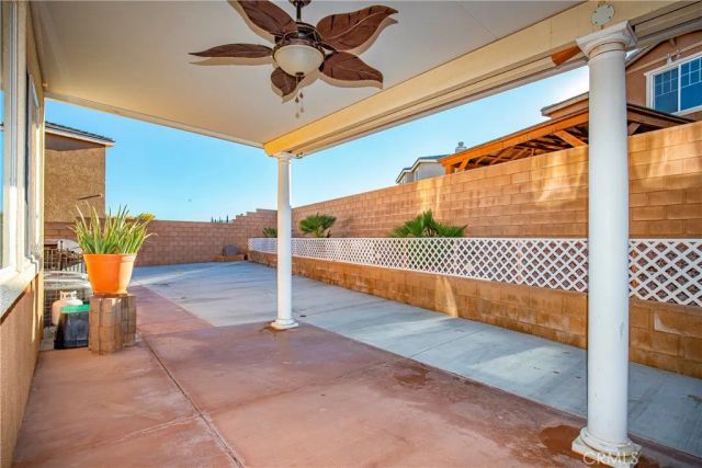 39299 Gainsborough, Palmdale, CA 93551