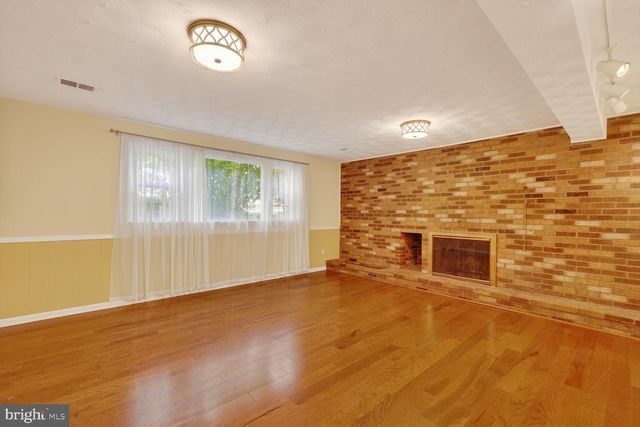 6505 ORLAND ST, Falls Church, VA 22043