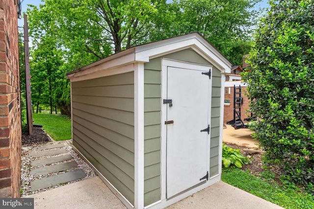 6505 ORLAND ST, Falls Church, VA 22043