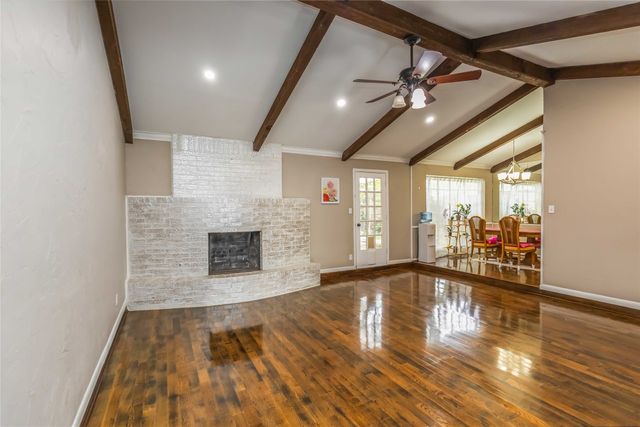 821 Ridge Court, Bedford, TX 76021