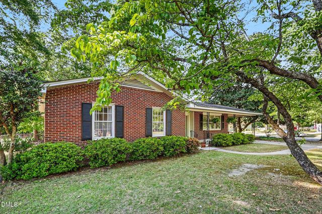 912 S Walnut Drive, Smithfield, NC 27577