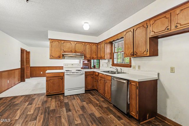 912 S Walnut Drive, Smithfield, NC 27577