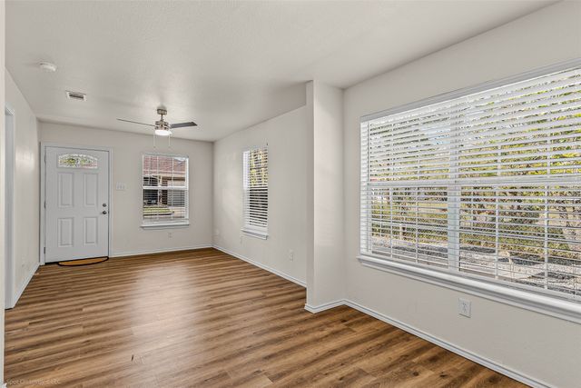 618 Pine Street, Bonham, TX 75418