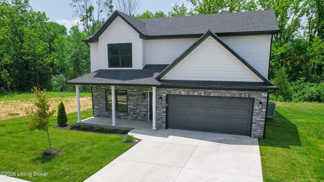 8205 Roseborough Rd, Louisville, KY 40228