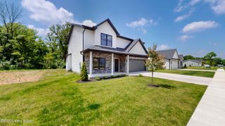 8205 Roseborough Rd, Louisville, KY 40228