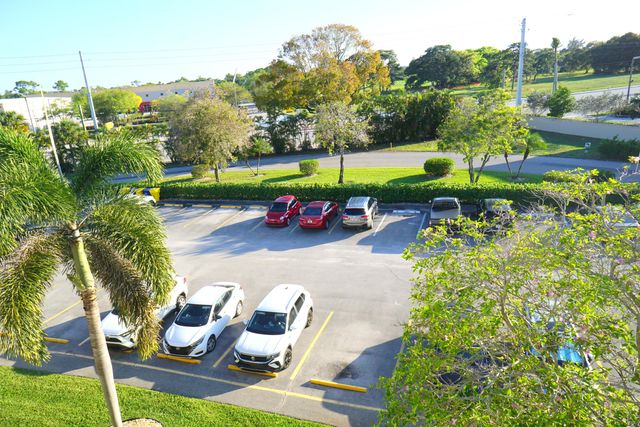 401 Southampton A 401, West Palm Beach, FL 33417