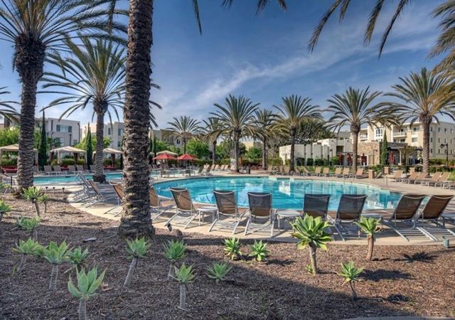 5429 Strand 103, Hawthorne, CA 90250
