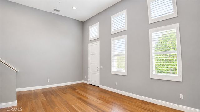 5429 Strand 103, Hawthorne, CA 90250