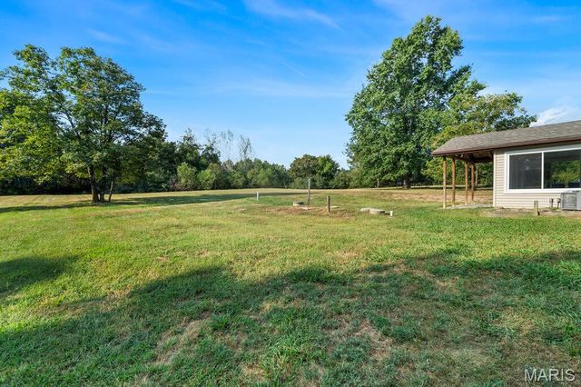19034 Royal Drive, Warrenton, MO 63383