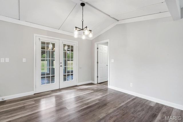 19034 Royal Drive, Warrenton, MO 63383
