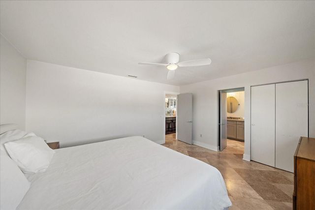 412 S CASEY KEY ROAD, Nokomis, FL 34275