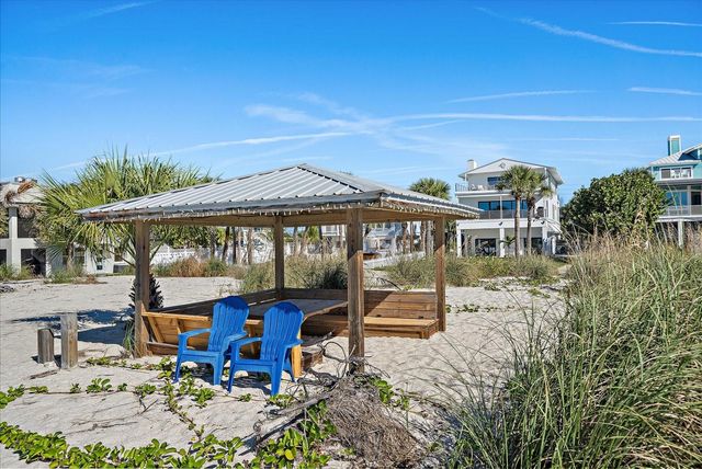 412 S CASEY KEY ROAD, Nokomis, FL 34275