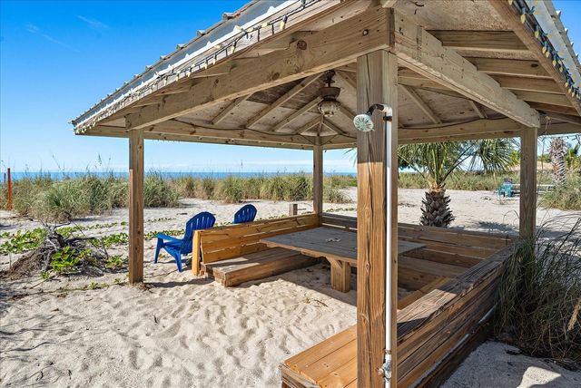 412 S CASEY KEY ROAD, Nokomis, FL 34275