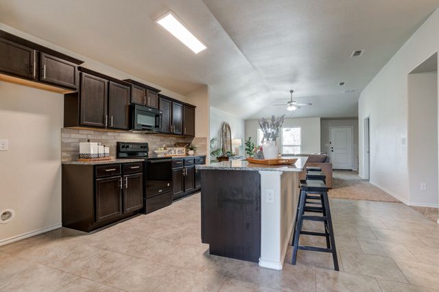 13615 Avenue W, Lubbock, TX 79423