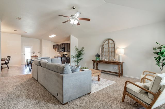 13615 Avenue W, Lubbock, TX 79423