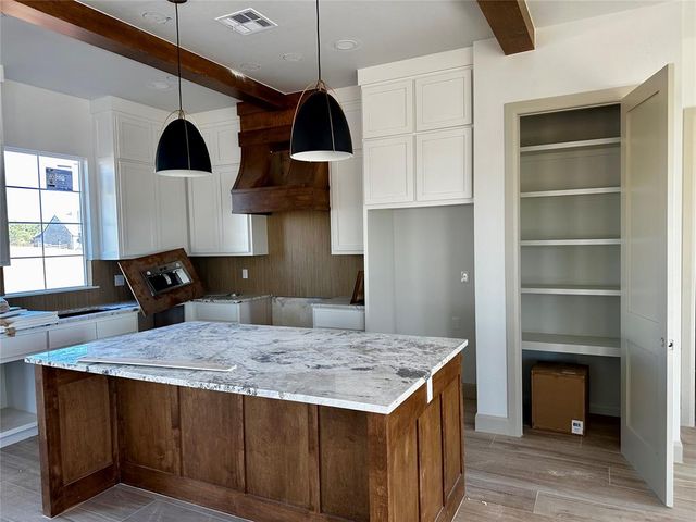 18436 Boardwalk Crossing, Norman, OK 73072