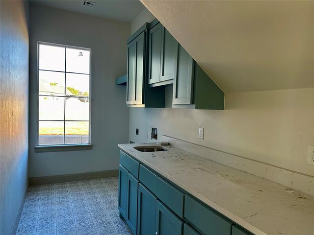 18436 Boardwalk Crossing, Norman, OK 73072