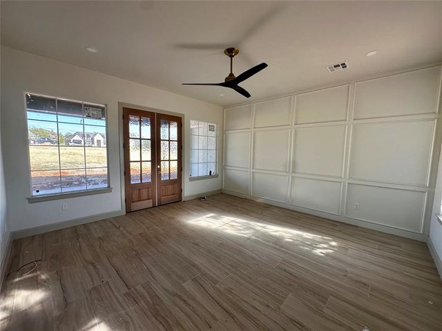 18436 Boardwalk Crossing, Norman, OK 73072