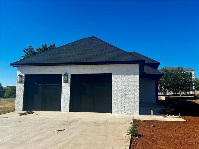 18436 Boardwalk Crossing, Norman, OK 73072