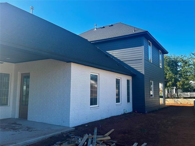 18436 Boardwalk Crossing, Norman, OK 73072