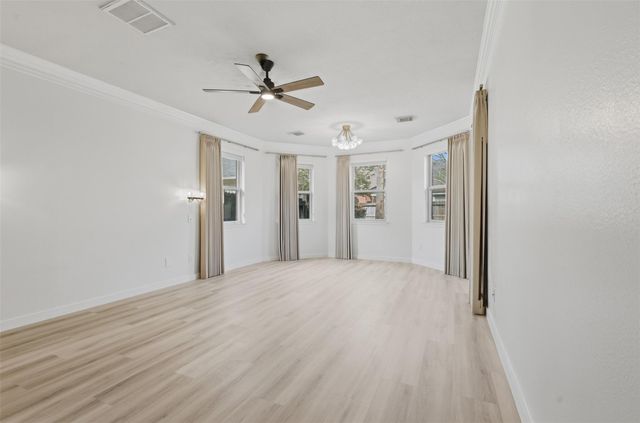 3406 Castle Pond Court, Pearland, TX 77584