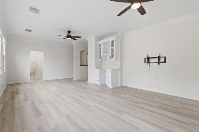 3406 Castle Pond Court, Pearland, TX 77584