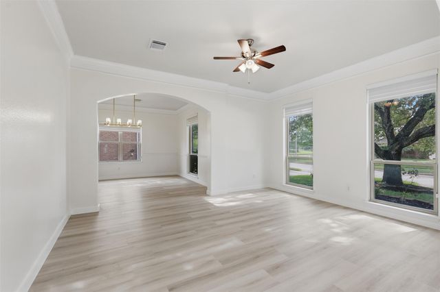 3406 Castle Pond Court, Pearland, TX 77584