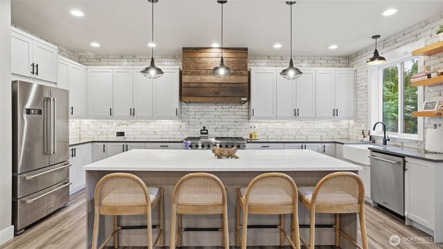 26518 127th Avenue SE, Kent, WA 98030