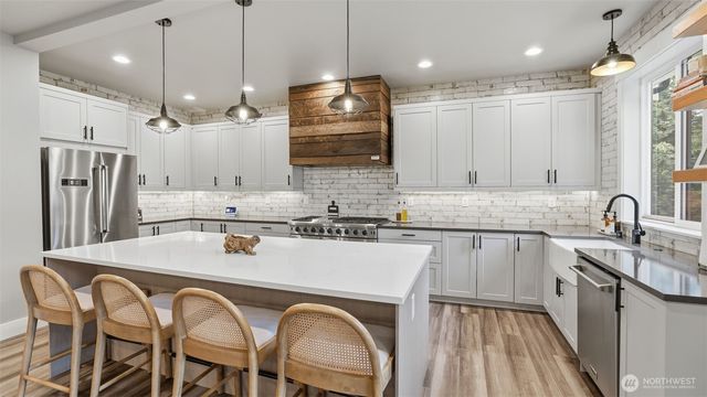 26518 127th Avenue SE, Kent, WA 98030