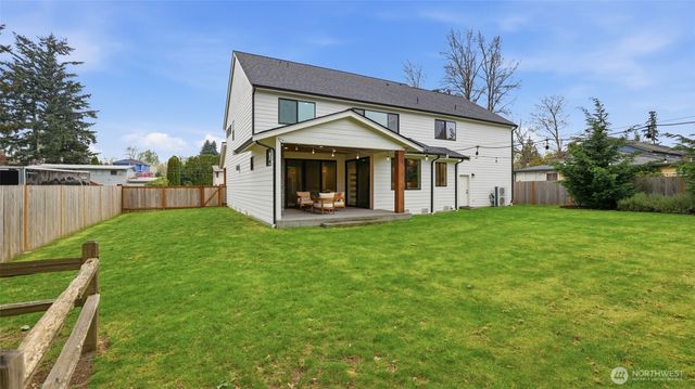 26518 127th Avenue SE, Kent, WA 98030