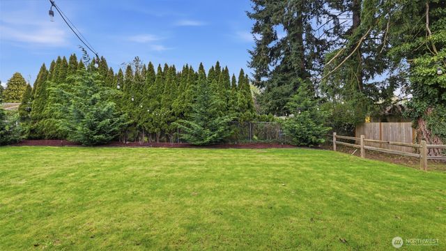 26518 127th Avenue SE, Kent, WA 98030
