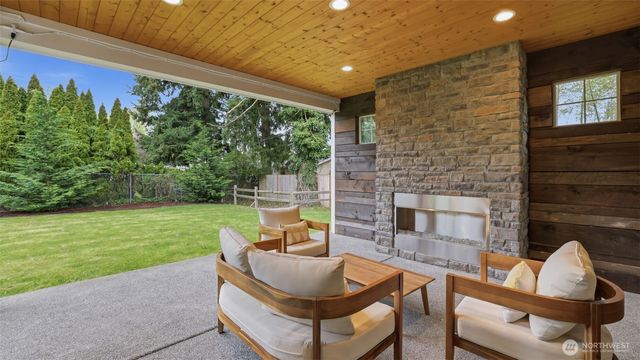 26518 127th Avenue SE, Kent, WA 98030