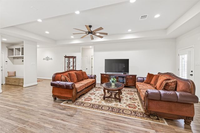 9531 Galveston Road, Orchard, TX 77485