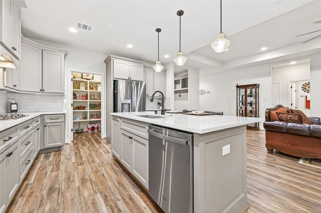 9531 Galveston Road, Orchard, TX 77485