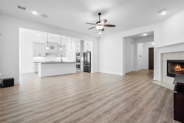 186 Western Way, Waxahachie, TX 75165