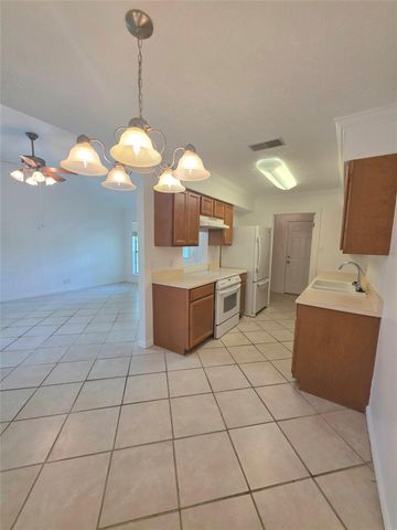 15208 Spring Hill LN, Pflugerville, TX 78660