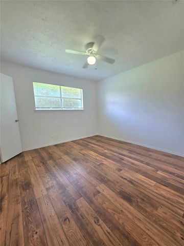 15208 Spring Hill LN, Pflugerville, TX 78660