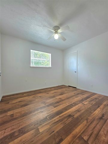 15208 Spring Hill LN, Pflugerville, TX 78660