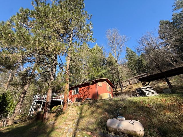 979 Dorothy Way, West Point, CA 95255