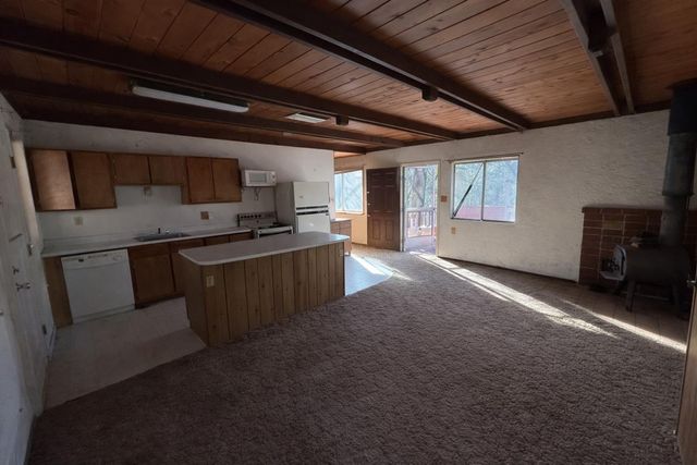 979 Dorothy Way, West Point, CA 95255