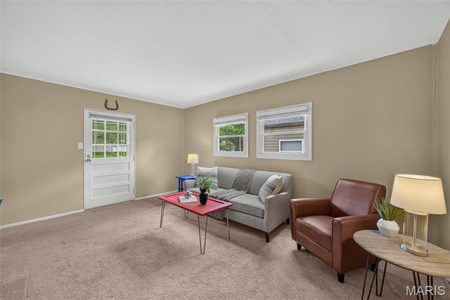 1540 Kraft Street, St Louis, MO 63139