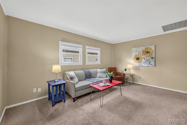 1540 Kraft Street, St Louis, MO 63139
