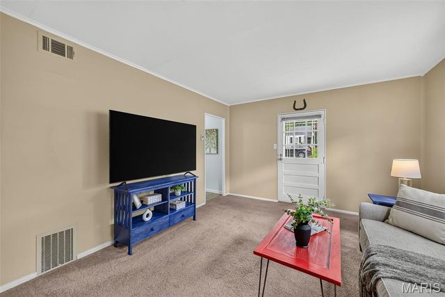 1540 Kraft Street, St Louis, MO 63139
