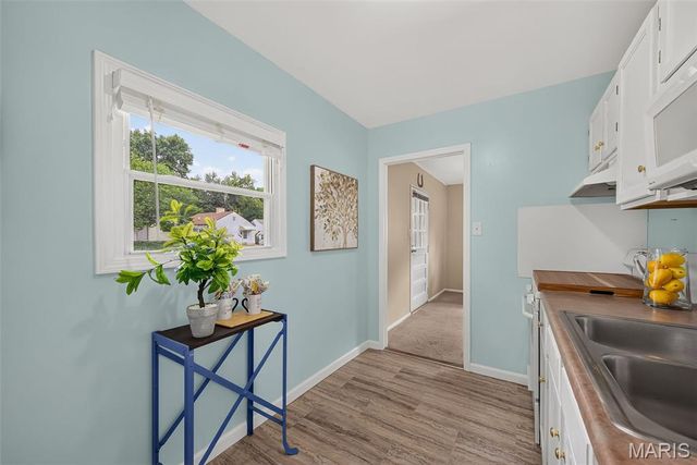 1540 Kraft Street, St Louis, MO 63139