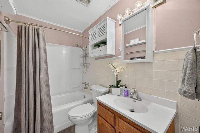 1540 Kraft Street, St Louis, MO 63139