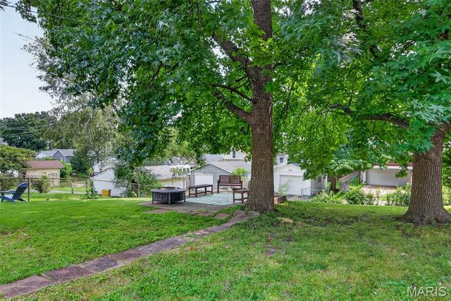 1540 Kraft Street, St Louis, MO 63139