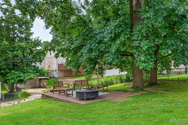 1540 Kraft Street, St Louis, MO 63139