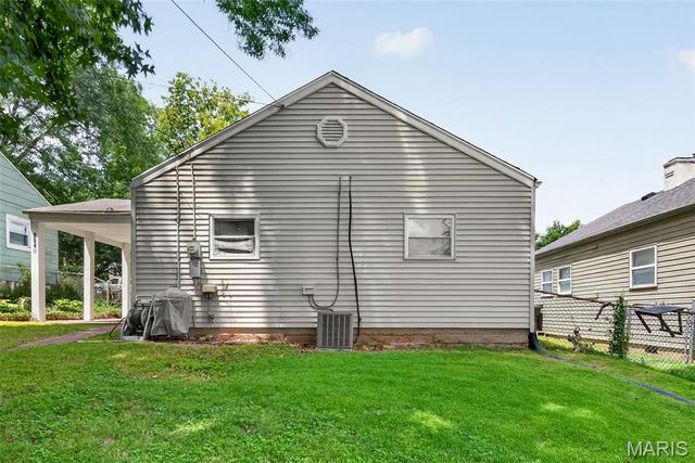 1540 Kraft Street, St Louis, MO 63139