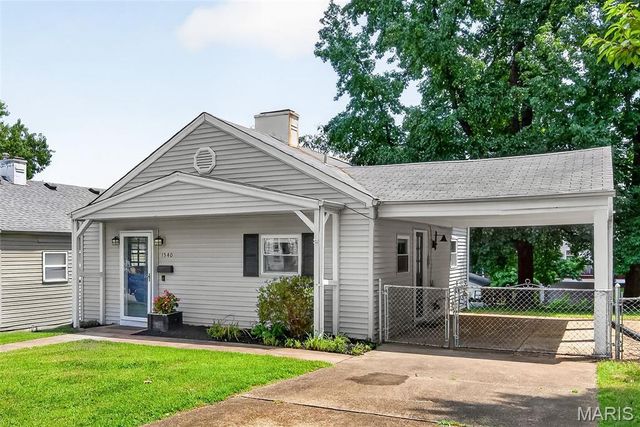 1540 Kraft Street, St Louis, MO 63139